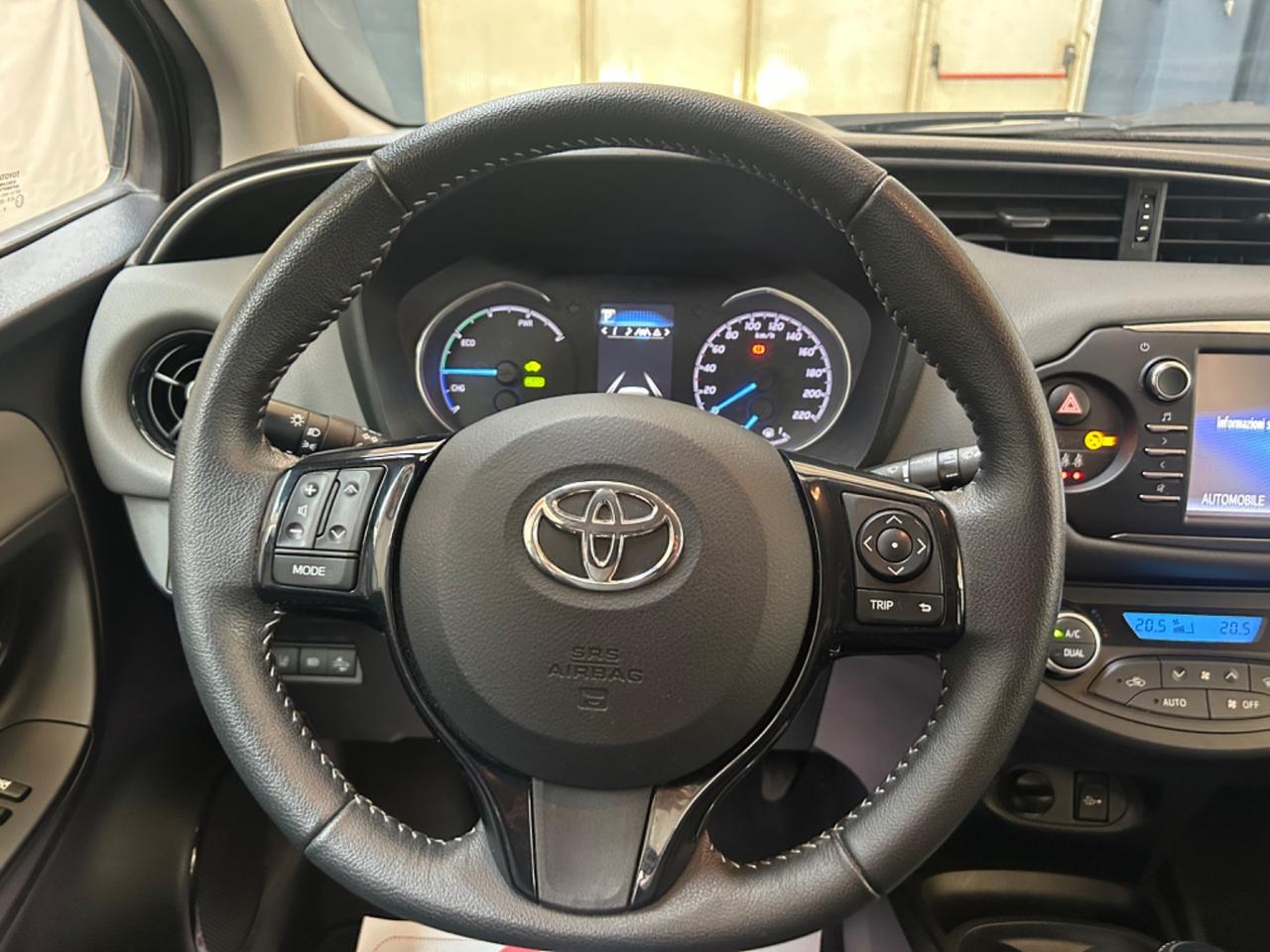Toyota Yaris 1.5 Hybrid 5 porte Active