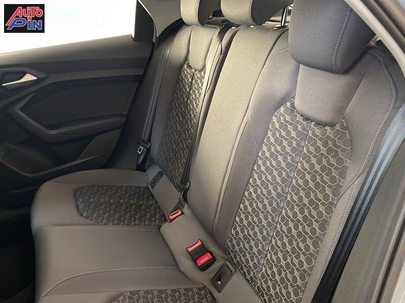 Audi A1 Sportback 30 TFSI S tronic S line edition *Grigio freccia