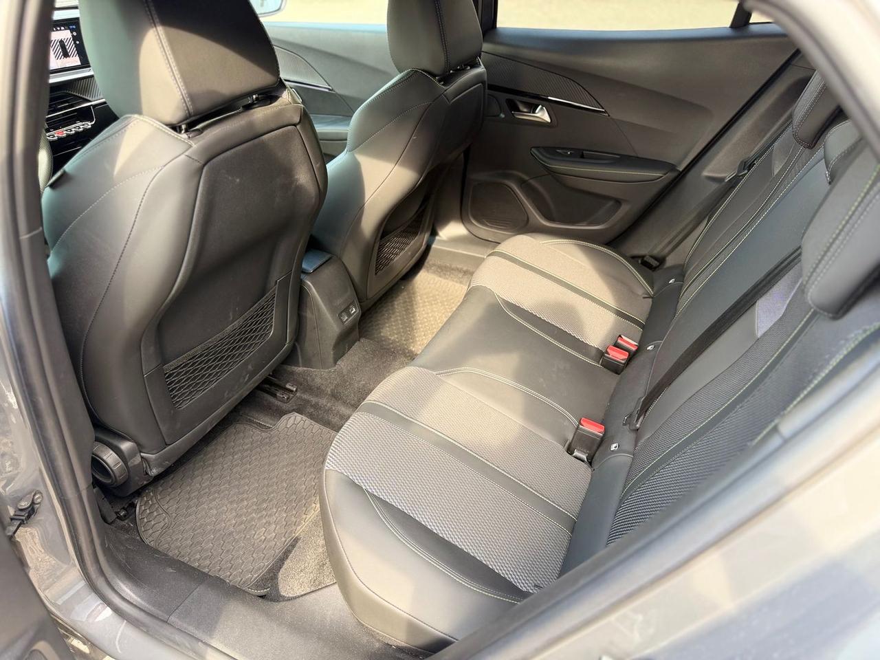 Peugeot 2008 GT 1.5 Blue HDI 130 #11962