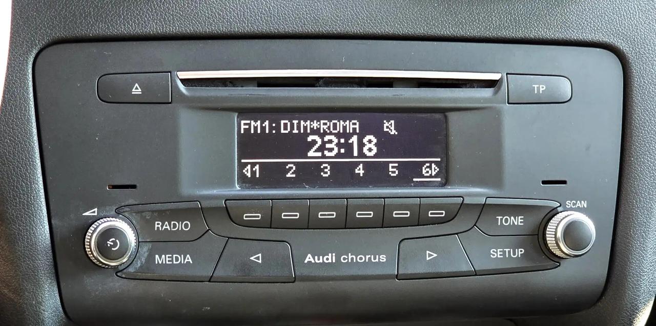 Audi A1 1.6 tdi S line edition 90cv s-tronic