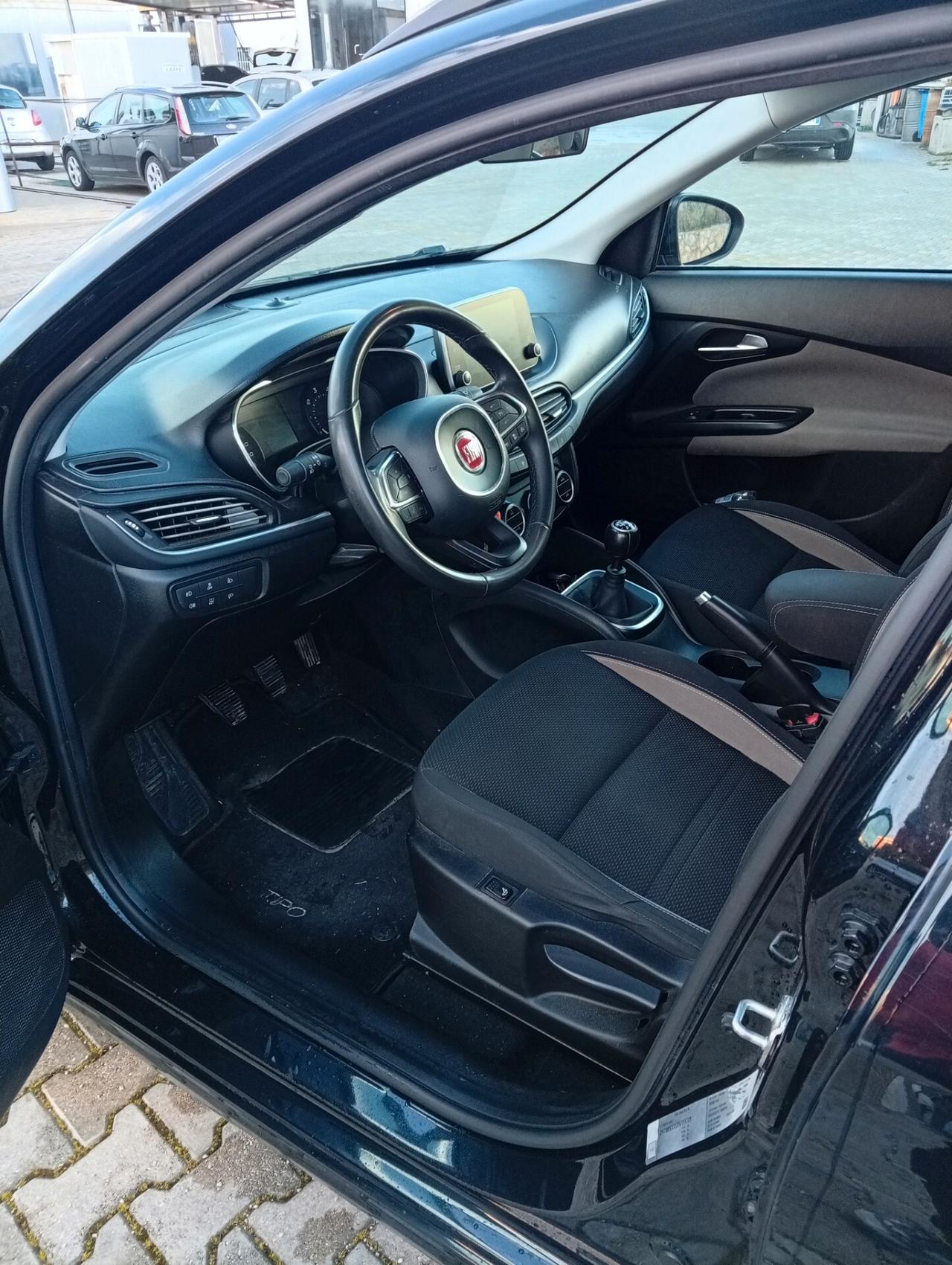 Fiat Tipo 1.6 Mjt S&S SW Lounge