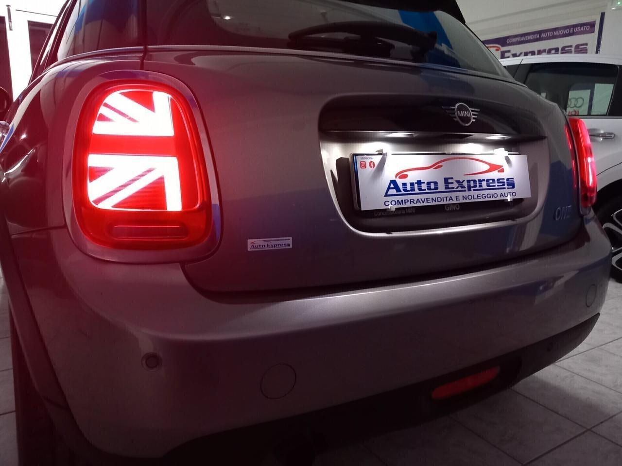 Mini One 1.5 benzina anno 2018 118 mila km