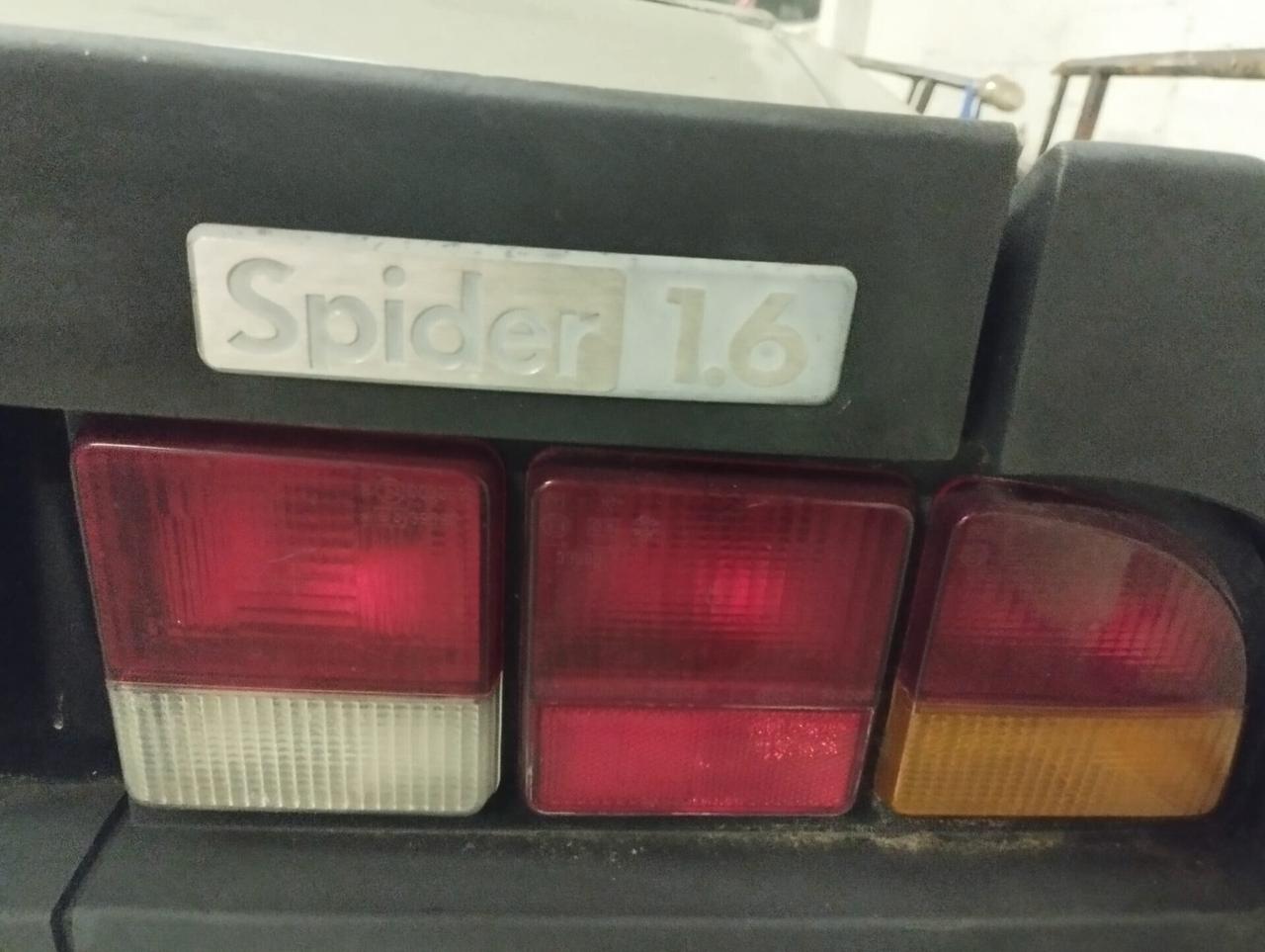 Alfa Romeo Spider DUETTO 1.6