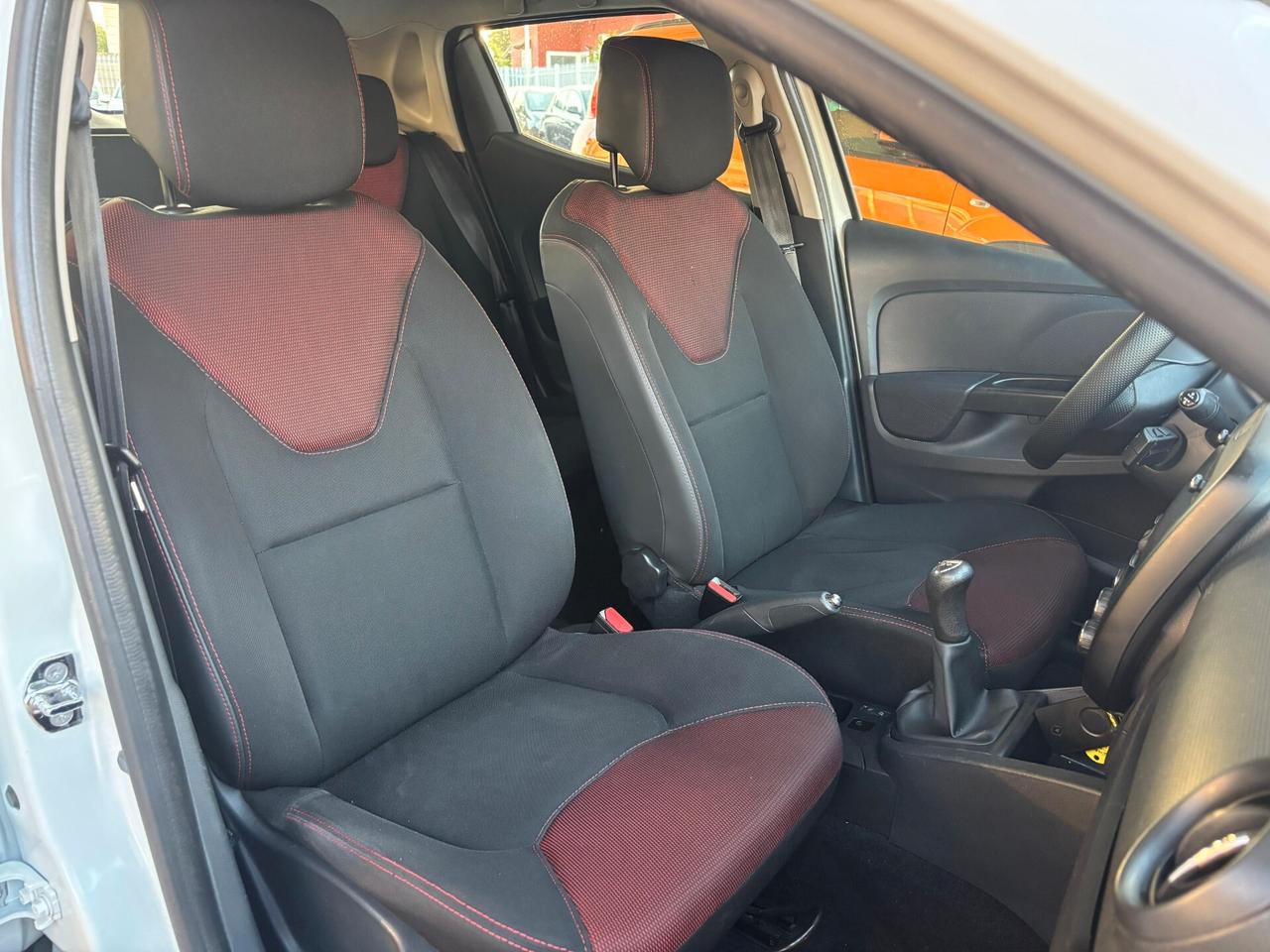 Renault Clio 1.5 dCi 8V 75CV 5 porte Costume National