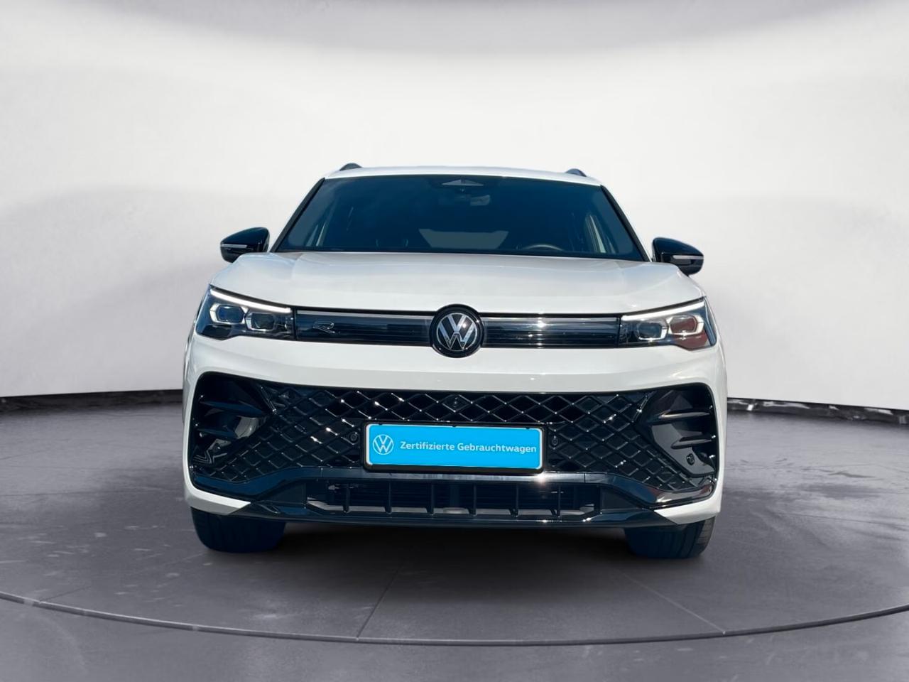 VOLKSWAGEN*TIGUAN*R-LINE*2.0*TDI*150CV*DSG*MATRIX*NAVI*KAMERA*360°*APP*19"*