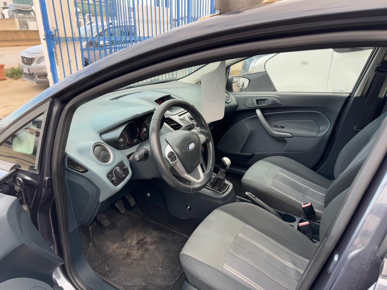 Ford Fiesta 1.4 TDCi 68CV 5 porte