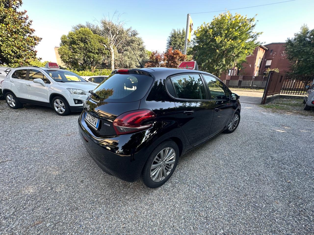 Peugeot 208 PureTech 82 5 porte Allure
