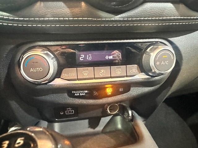Nissan Juke 1.0 DIG-T 114 CV N-Connecta