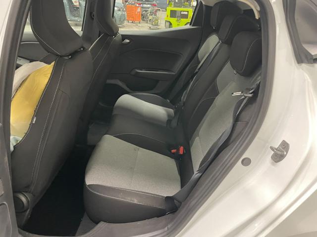 RENAULT Clio FULL HYBRID E-TECH 145CV 5 PORTE EVOLUTION