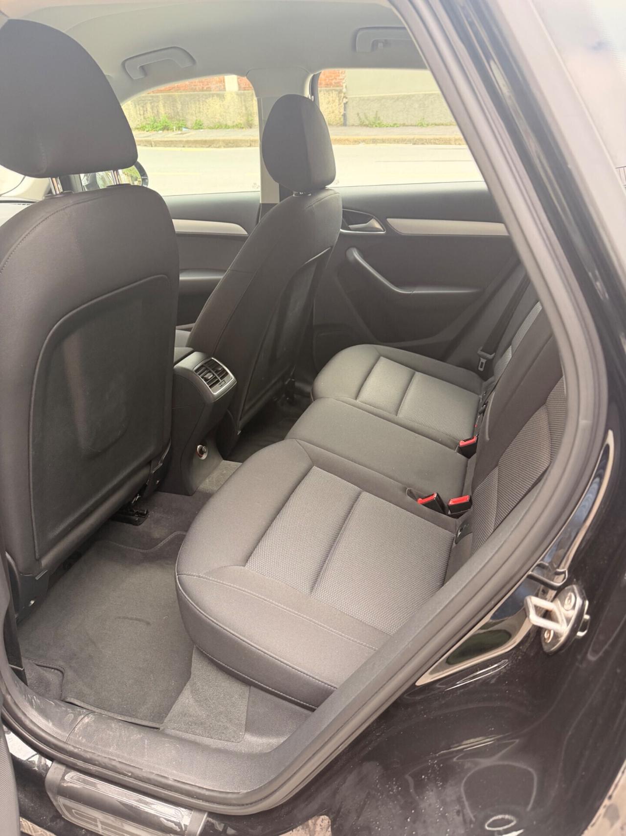 Audi Q3 2.0 TDI 150 CV quattro S tronic Sport