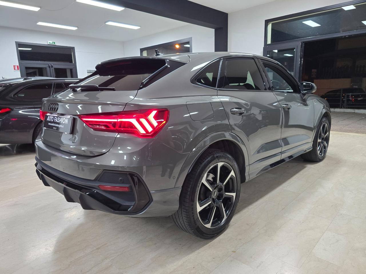 Audi Q3 SPB 35 TDI S tronic line