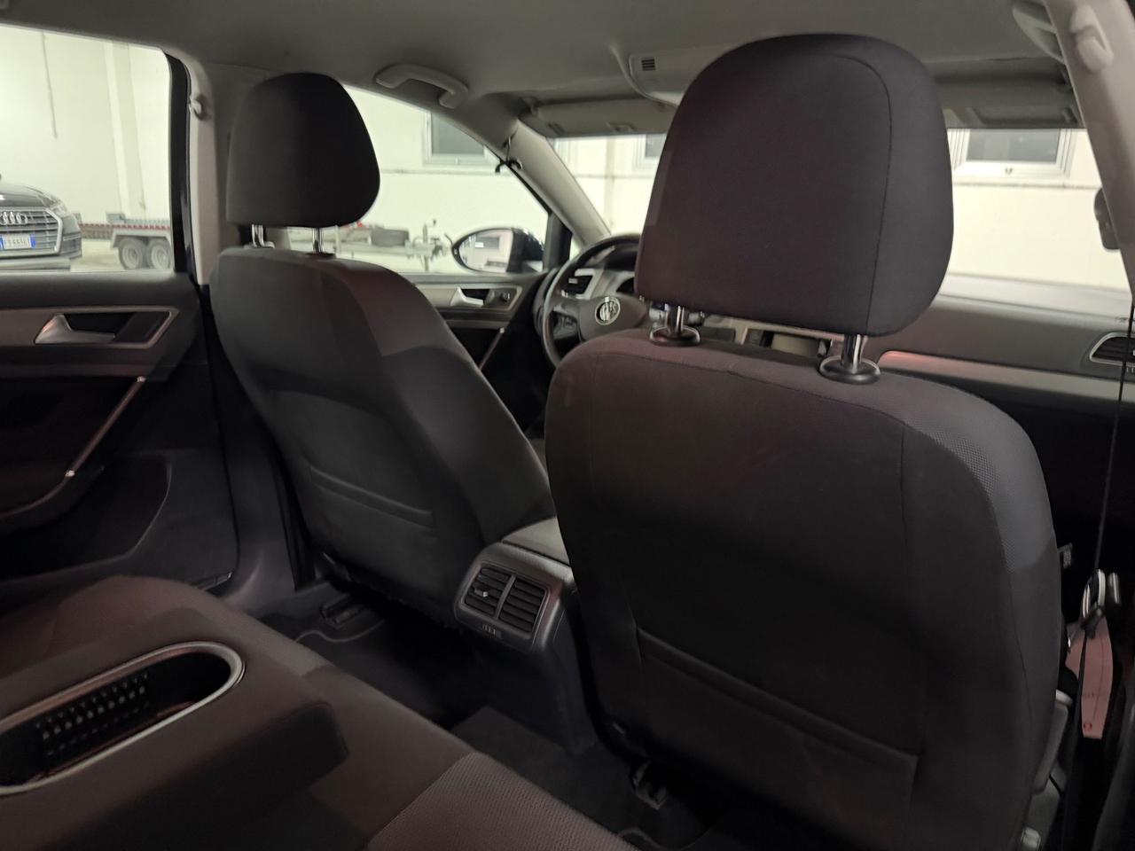 Volkswagen Golf Variant 1.6 TDI 105 CV DSG Comfortline BlueMotion Tech.