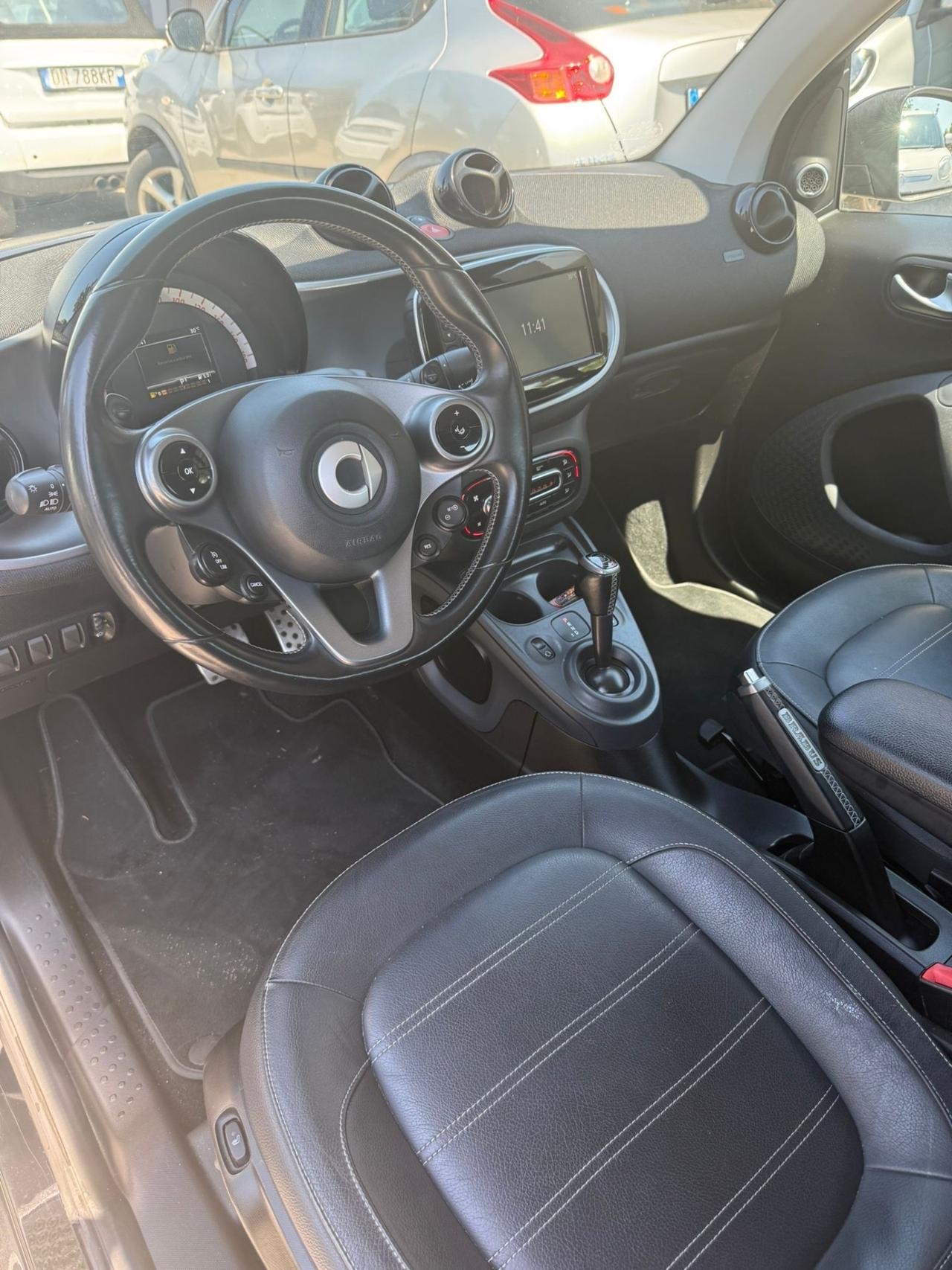 Smart ForTwo BRABUS 0.9 Turbo twinamic cabrio