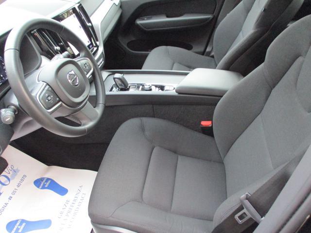 VOLVO XC60 B4 (d) AWD Geartronic Business