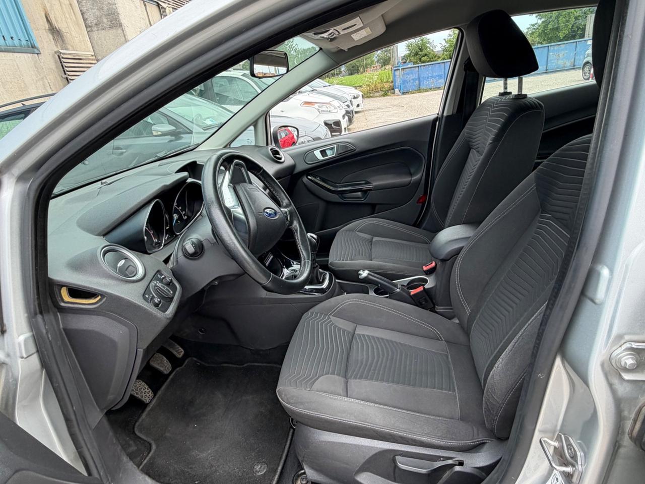 Ford Fiesta 1.2 60CV 5 porte Titanium