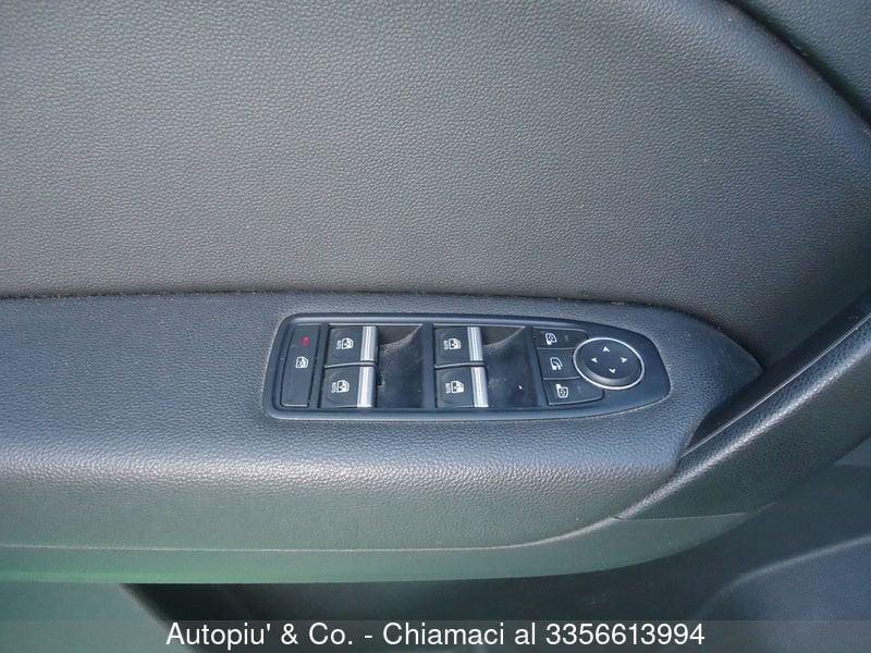 Renault Captur Plug-in Hybrid E-Tech 160 CV Intens