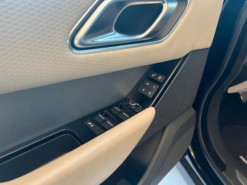 LAND ROVER Range Rover Velar Range Rover Velar ...
