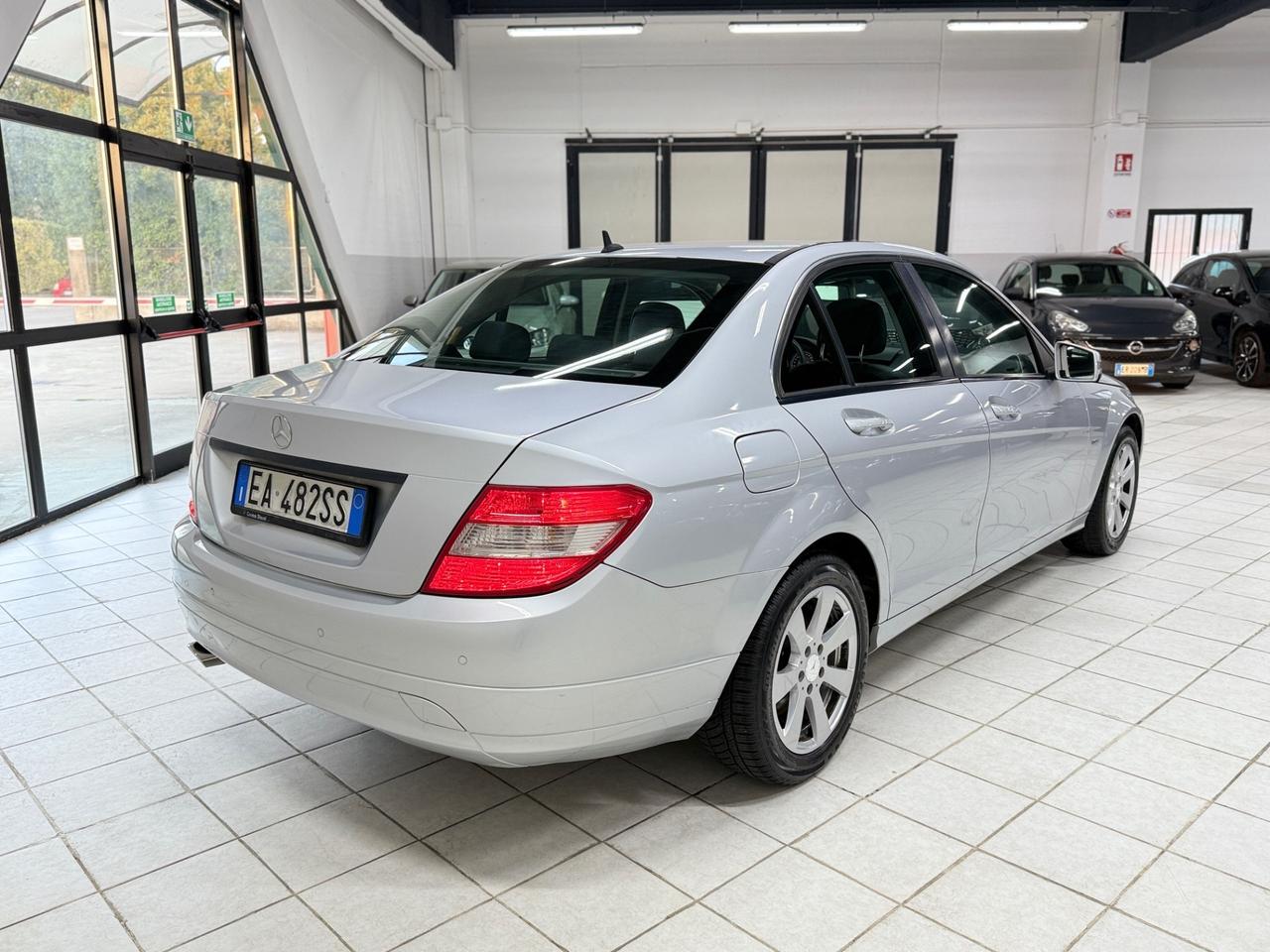 Mercedes-benz C 220