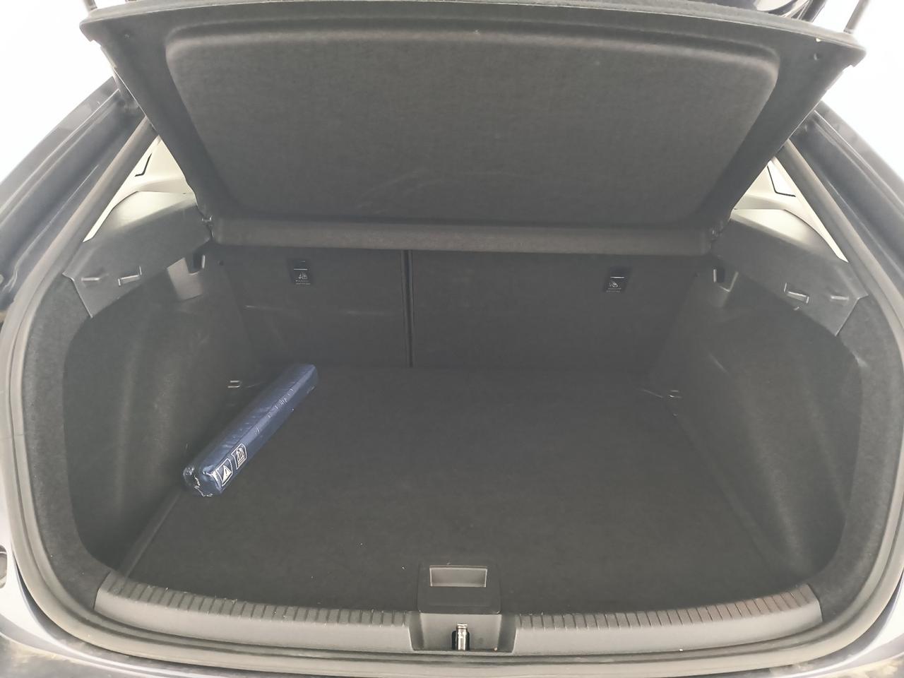 VOLKSWAGEN Taigo - Taigo 1.0 tsi Life 115cv