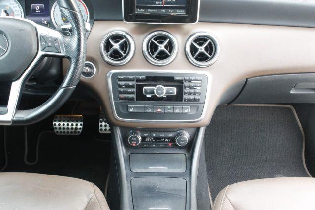 MERCEDES-BENZ A 200 d Automatic Premium PELLE/TELECAMERA