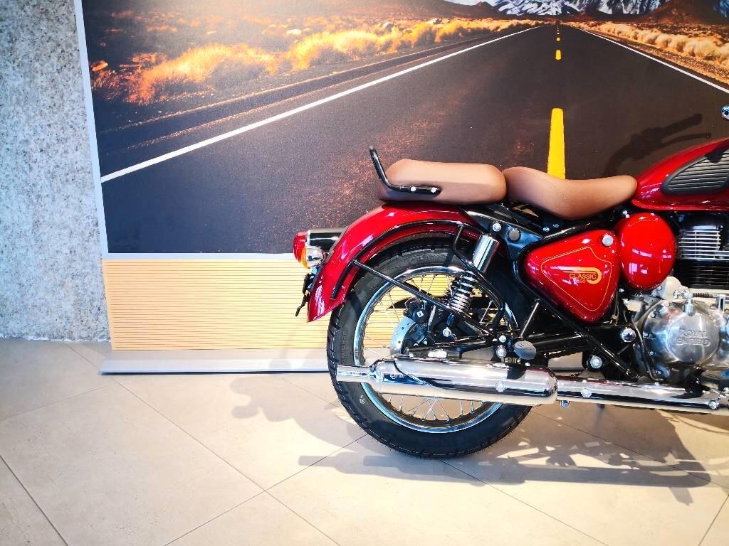 Royal Enfield Classic 350 Madras Red