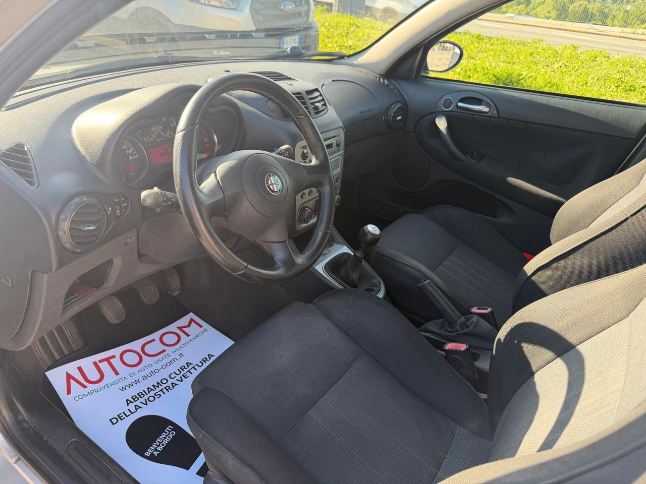 Alfa Romeo 147 1.9 JTD (120)