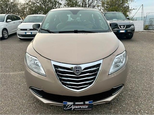 Lancia Ypsilon 1.2 69 CV 5 porte S&S Gold