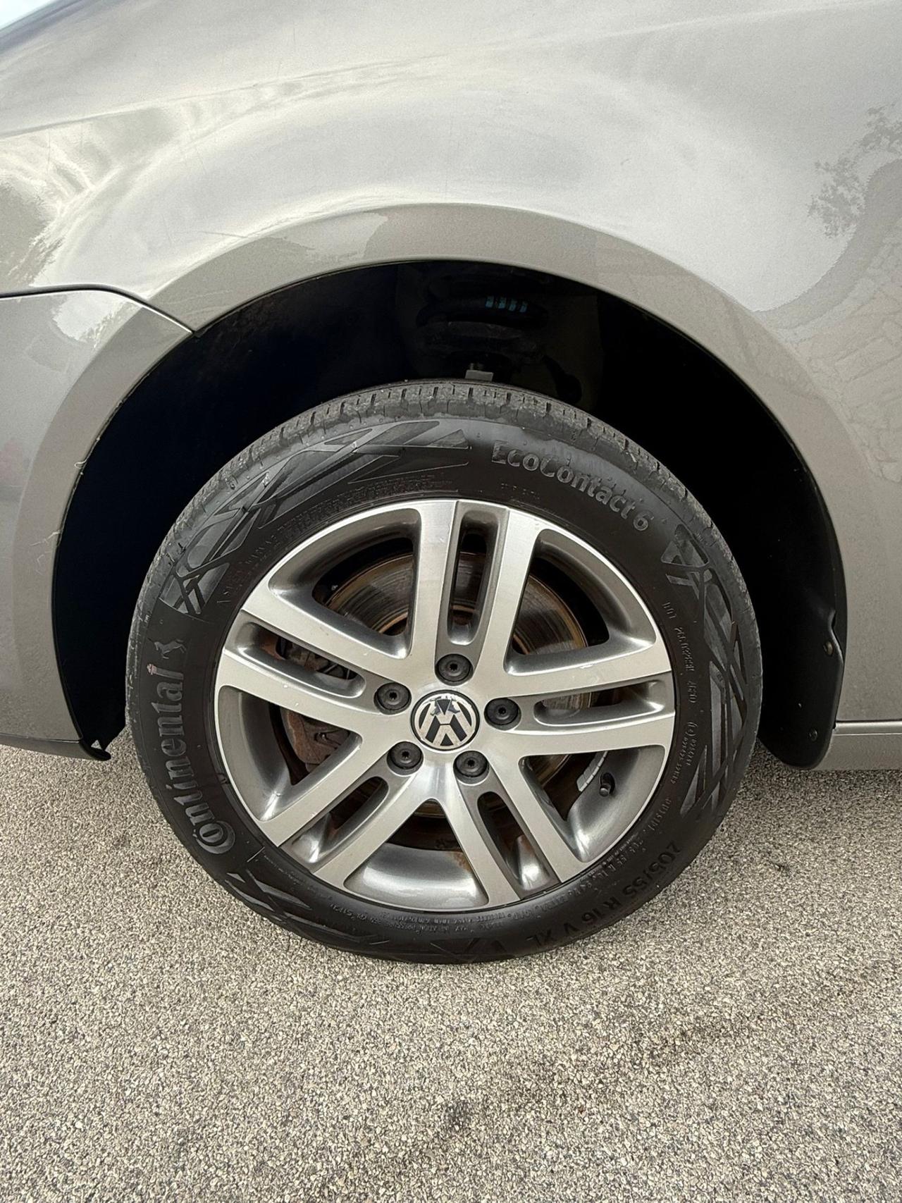 Volkswagen Touran 1.4 16V TSI 150CV Highline Ecofuel 7 posti