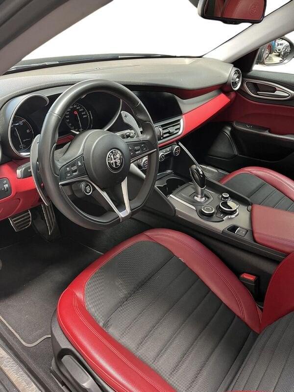 Alfa Romeo Giulia 2.2 Turbodiesel 190 CV AT8 B-Tech