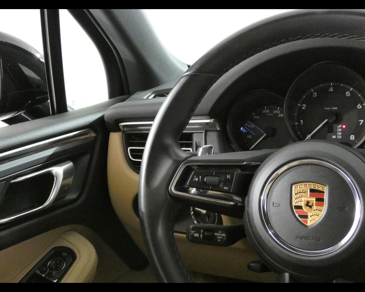 PORSCHE Macan - 2.0