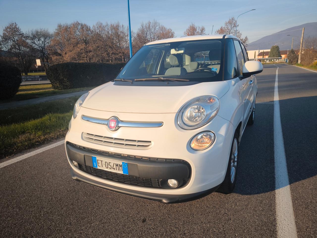 FIAT 500L 1,4 BENZ-95CV-LOUNGE-EURO 6-OK NEOPATENTATI