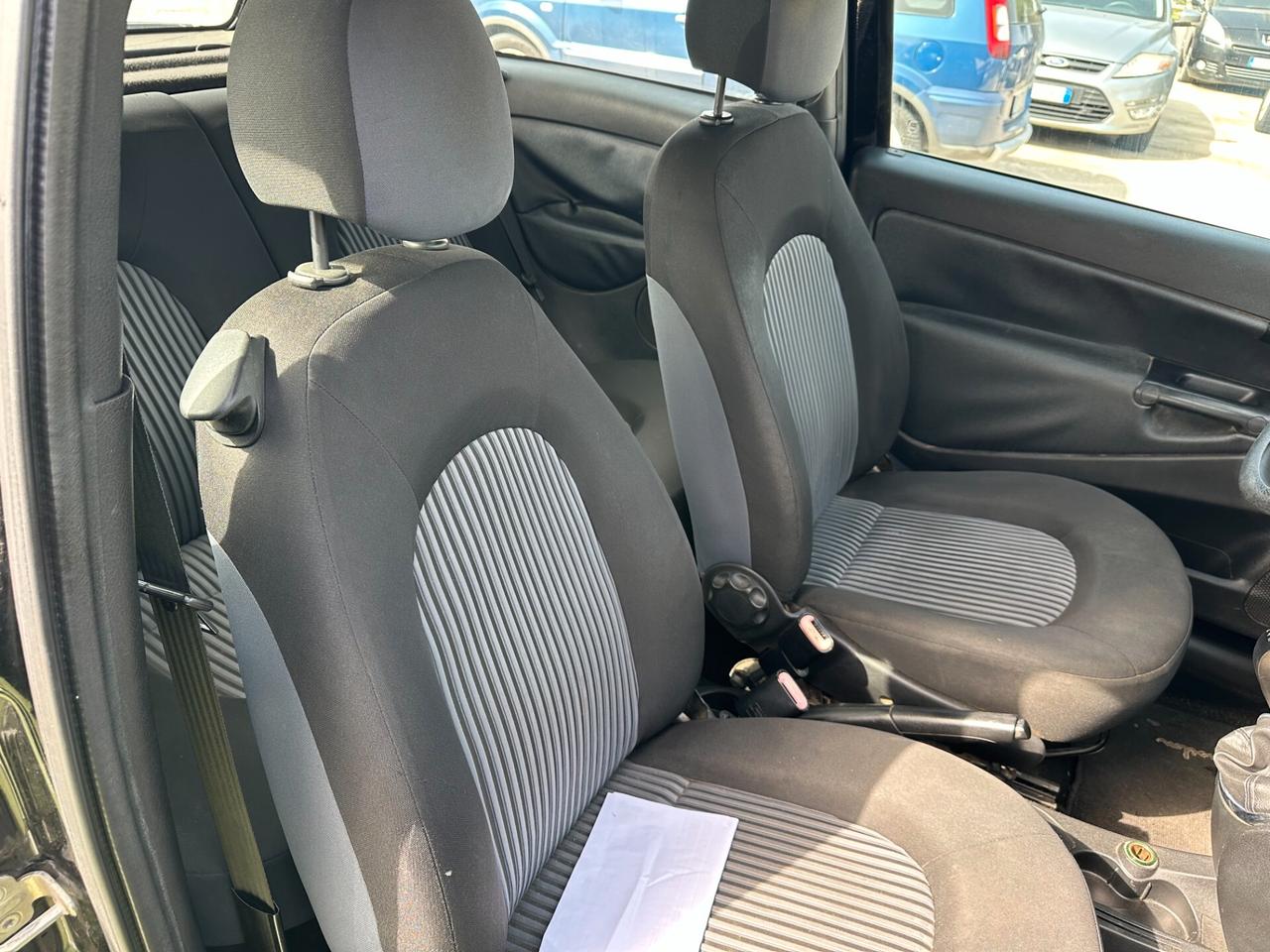 Lancia Ypsilon 1.3MJT*16V*ORO BIANCO*90CV*NEOPATENTATI*