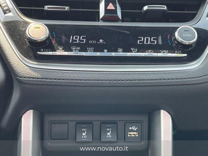 Toyota Corolla Cross 2.0H (197 CV) E-CVT Lounge 4WD