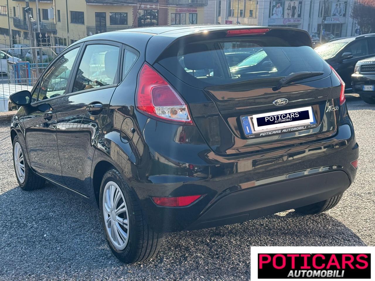Ford Fiesta 1.5 TDCi 75CV 5 porte Business