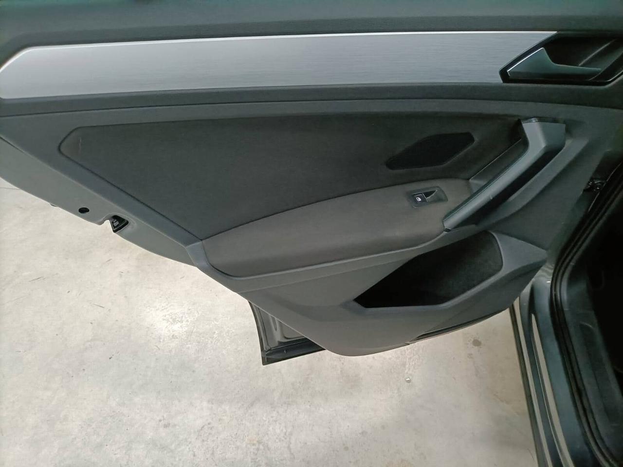 Volkswagen Tiguan 2.0 TDI SCR DSG Style BlueMotion Technology 03/2017