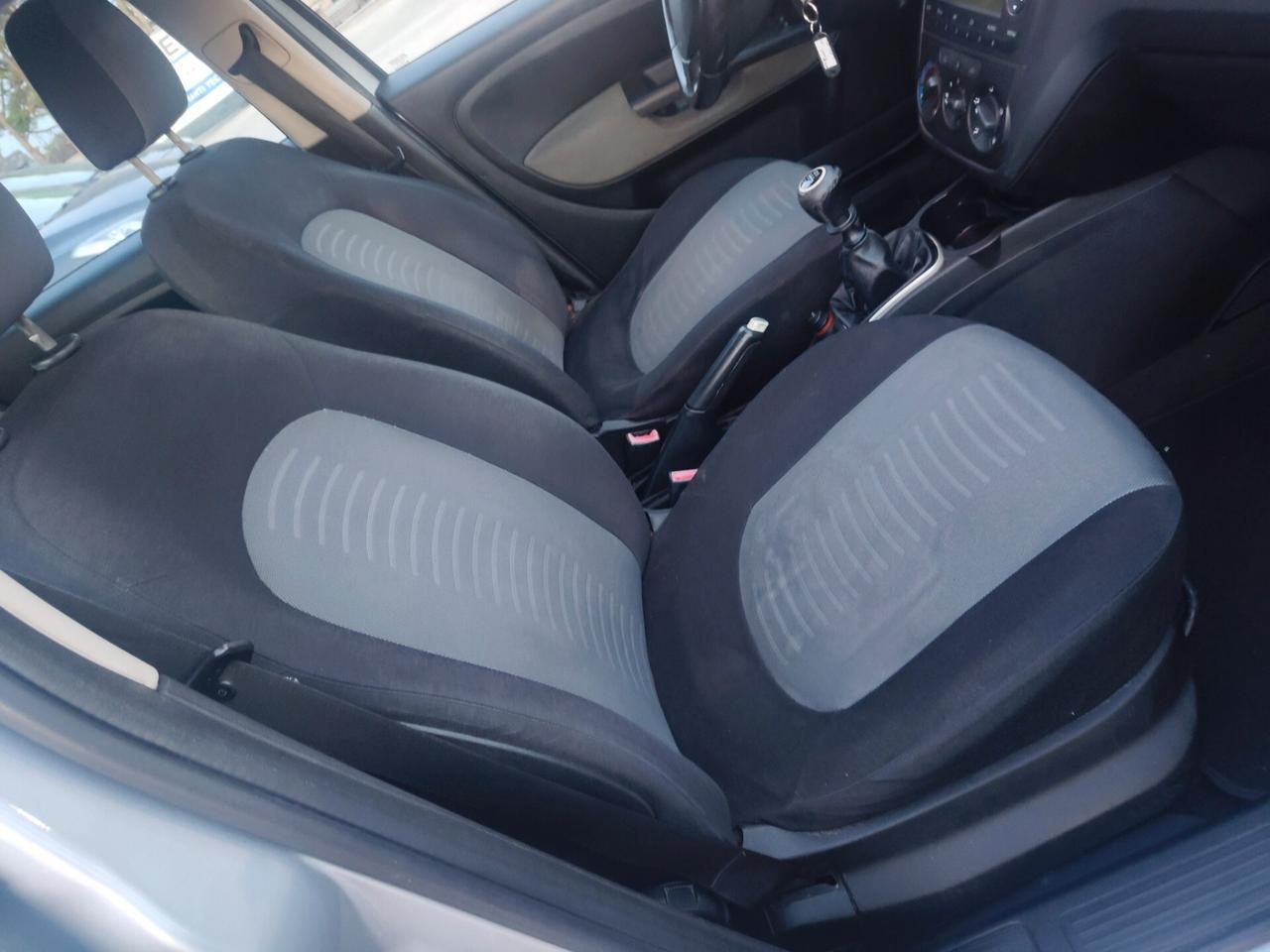 Fiat Grande Punto 1.2 5p Dynamic GPL