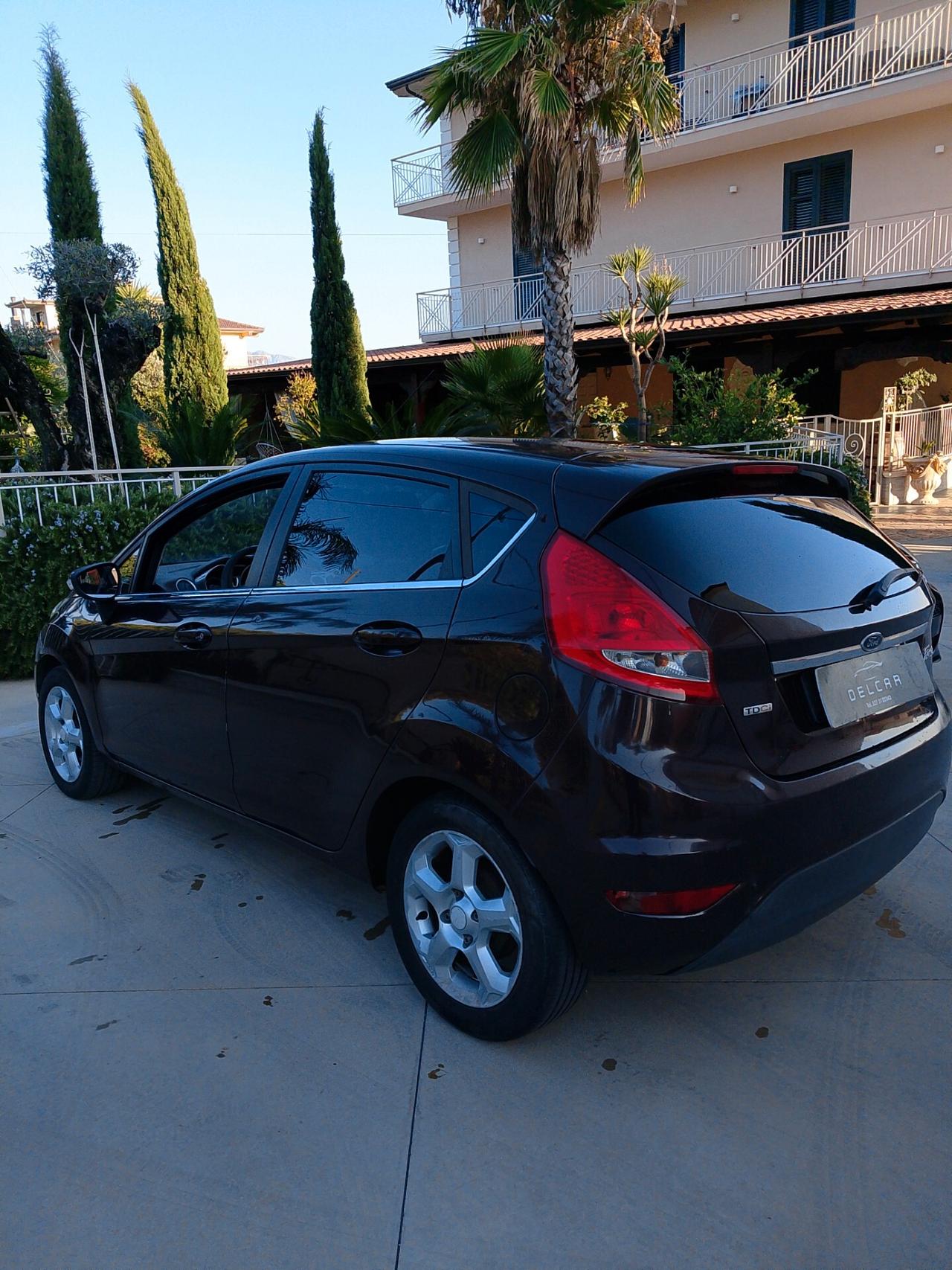 Ford Fiesta 1.4 TDCi 5p. Ghia