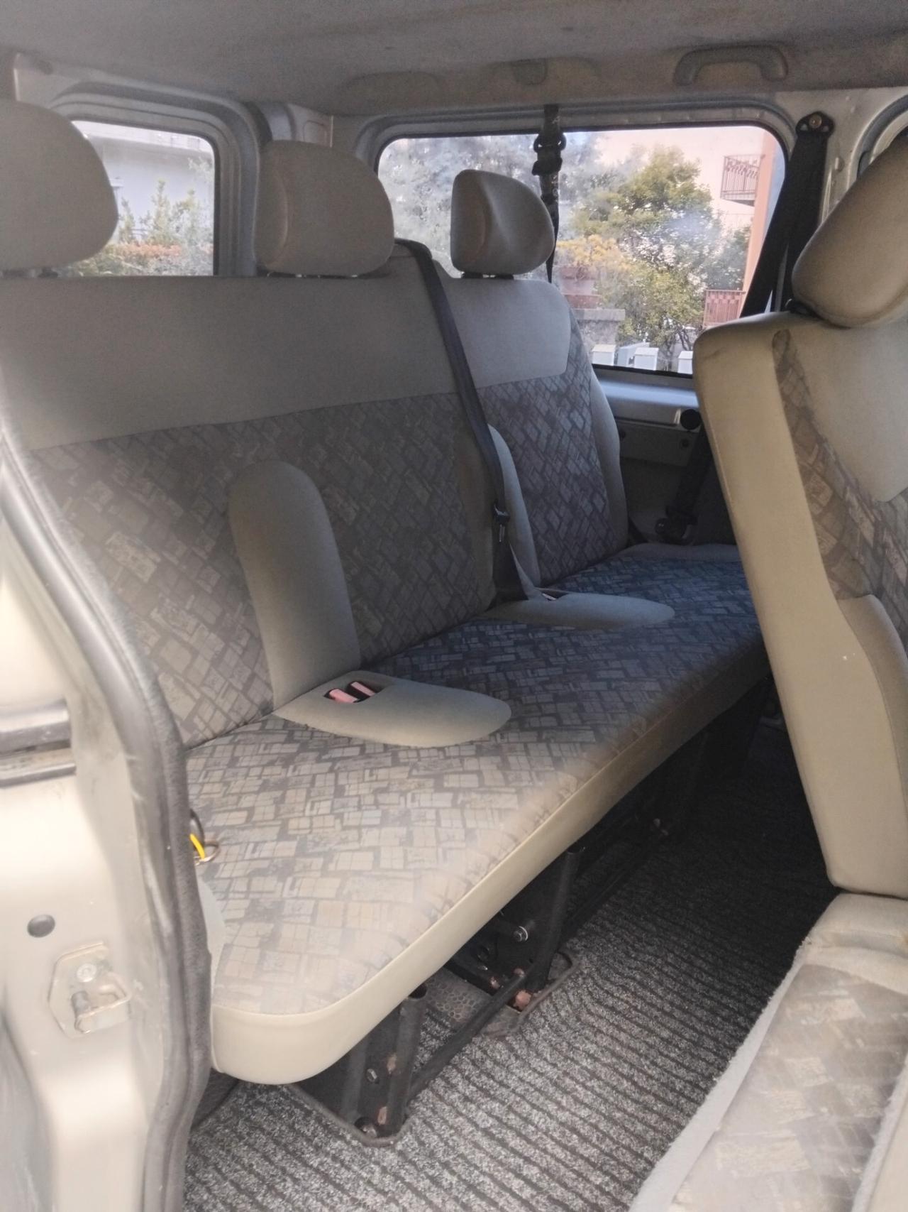Opel Vivaro 27 1.9 CDTI/100CV PC-TN Combi
