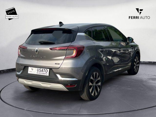 RENAULT Captur Hybrid E-Tech 145 CV Techno Fast Track