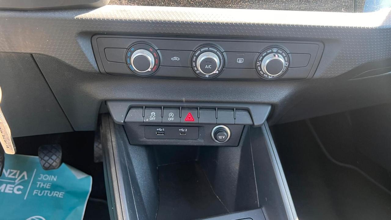 Audi A1 SPORTBACK 30 TFSI Advanced NEOPATENTATI DISTRIBUZIONE NUOVA UNICO PROPRIETARIO