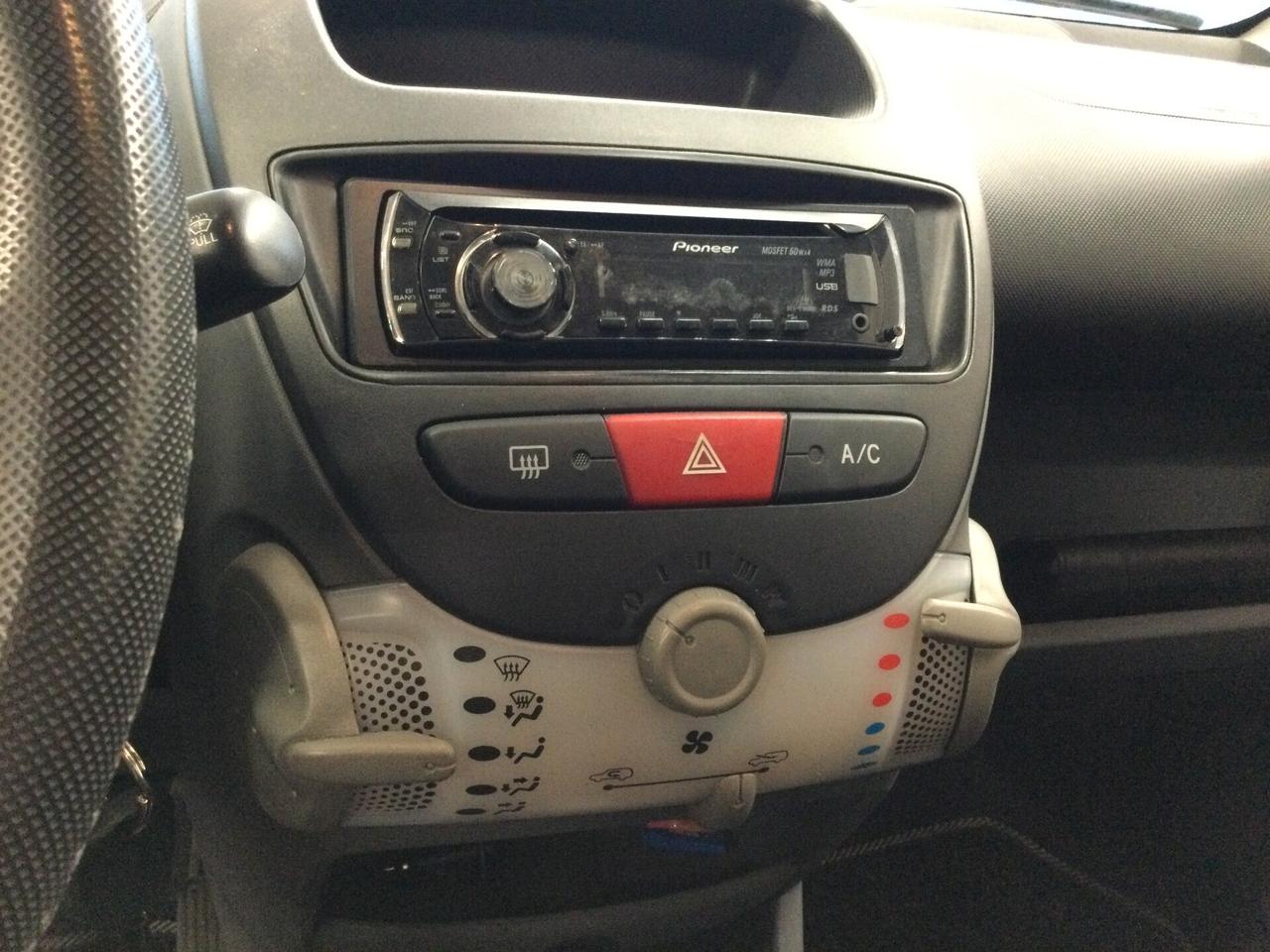 Toyota Aygo 1.0 12V VVT-i 5 porte Now