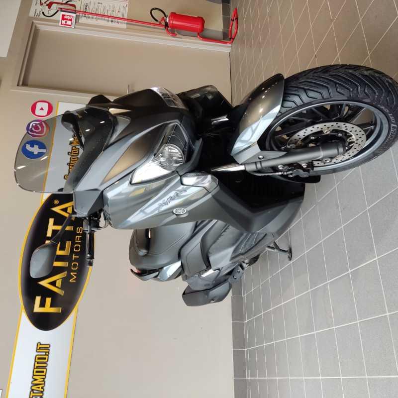 Yamaha X-Max 400 - 2016