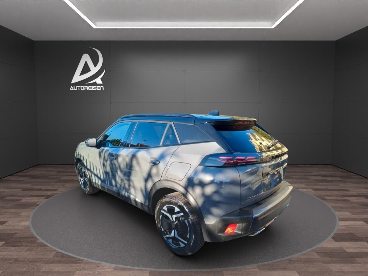 Peugeot 2008 1200 HYBRID GT 145 CV E-DCS6 KM 0