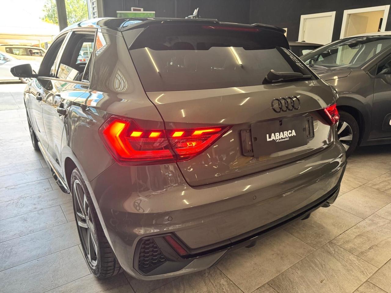 Audi A1 SPB 30 TFSI Identity Black