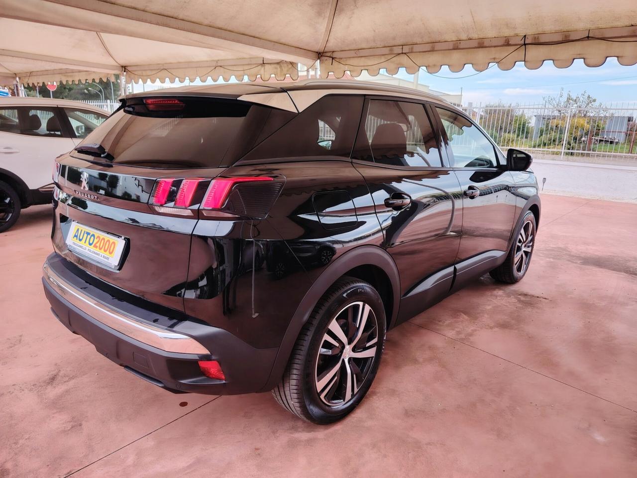 Peugeot 3008 BlueHDi 130 Business sport full opt tetto