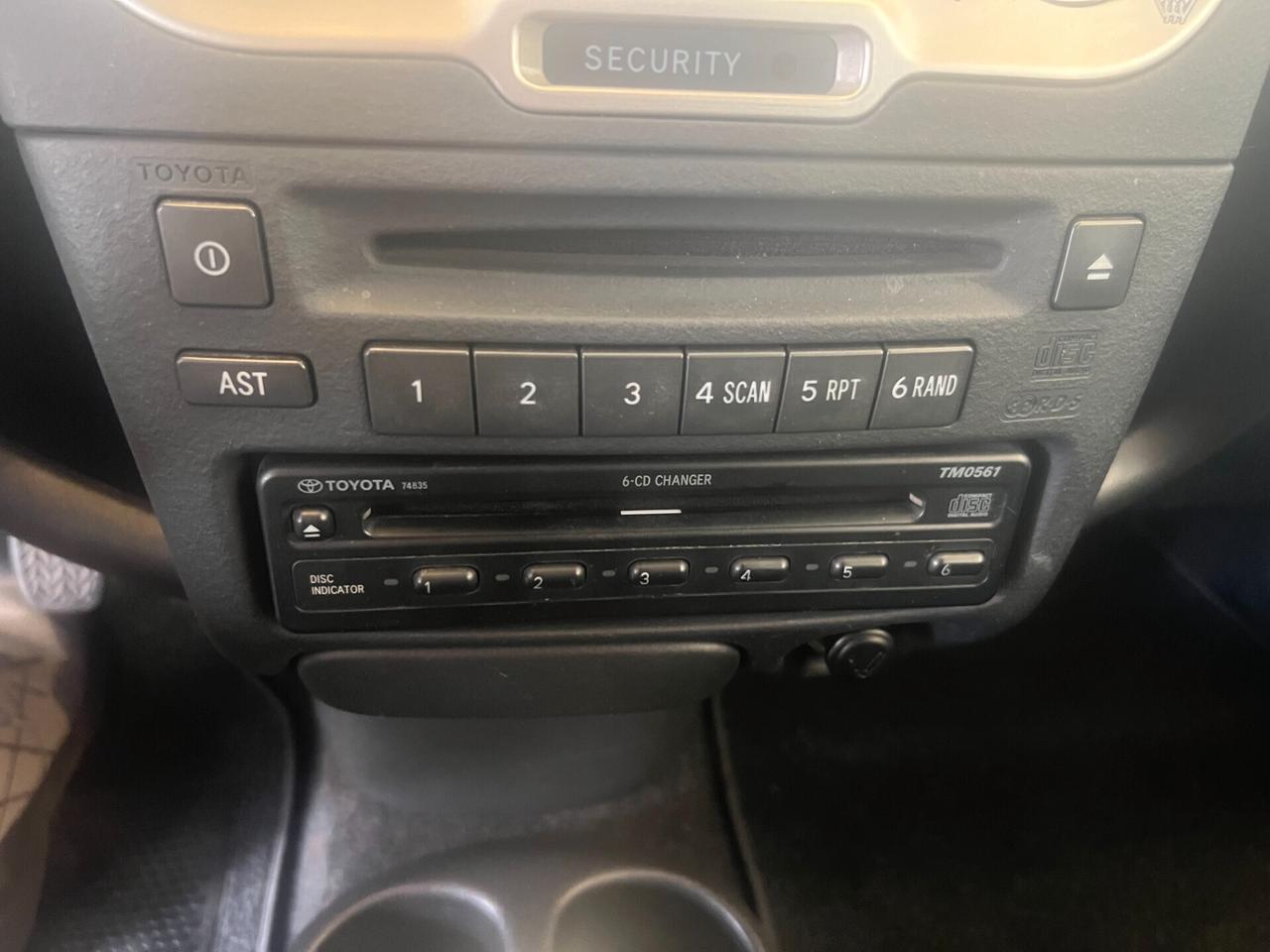 Toyota Yaris 1.4 tdi D-4D cat 5 porte Sol UNICA PROPRIETARIA KM 104.281
