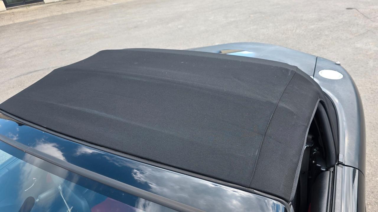 Mazda MX-5 1.8i 16V cat Challenge