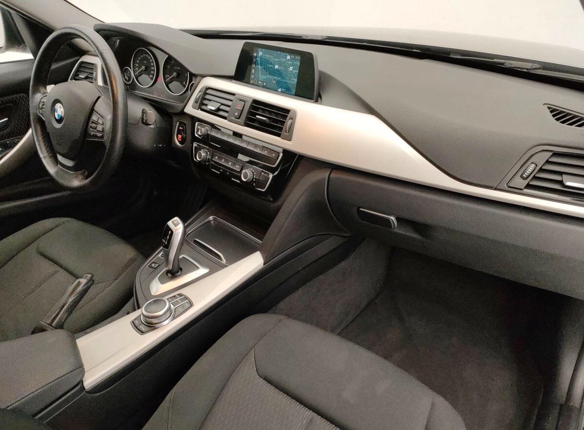 Bmw 320 320d xDrive Touring Business Advantage