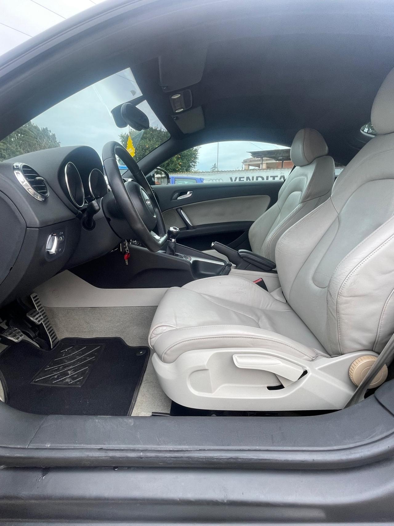 Audi TT Coupè Advanced 2.0 TFSI 200cv