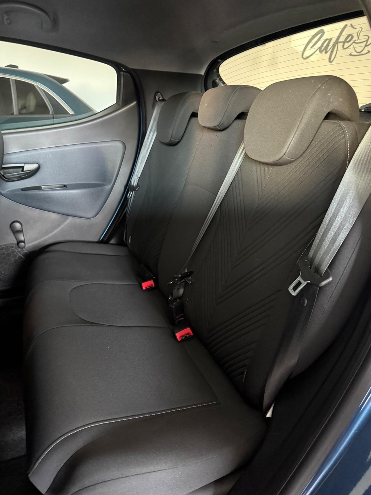 Lancia Ypsilon 1.0 FireFly 5 porte S&S Hybrid Gold 2023